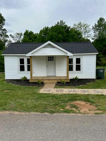 129 S CAMP HEIGHTS DR, SPARTA, TN 38583, photo 1 of 5