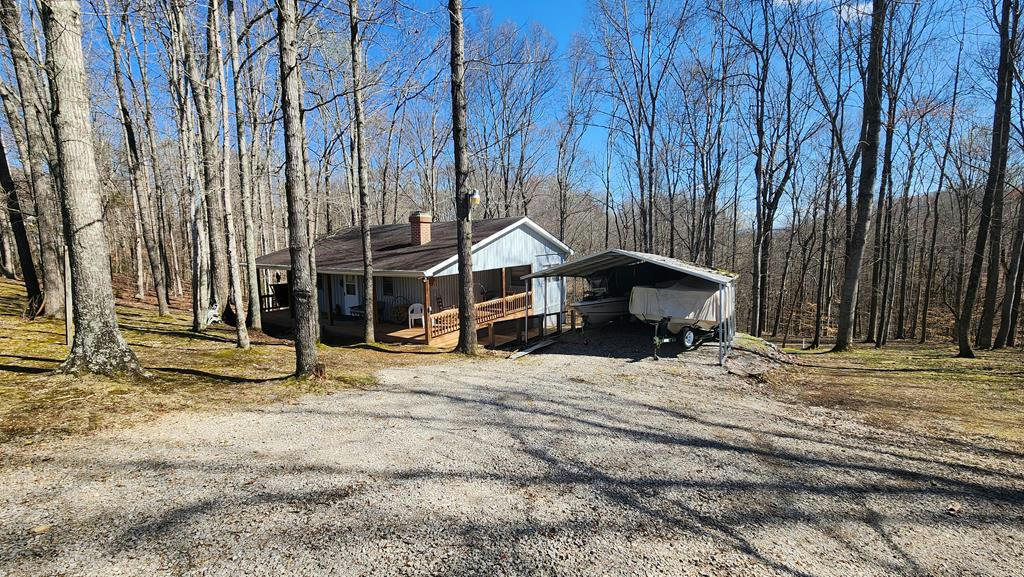 5310 EAGLES COVE RD, BYRDSTOWN, TN 38549, photo 1 of 41